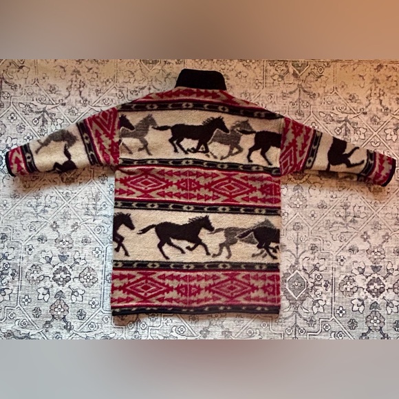 Handmade Upcycled Western Horse Pattern Blanket Jacket - Picture 5 of 5